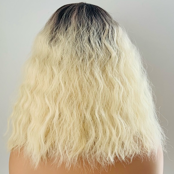 14” Ombré Light Blonde Premium Fiber Lace Front Wig for Daily Wear or Events - Picture 7 of 7